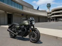 Moto Guzzi V7 — الأمام