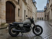 Moto Guzzi V9 Bobber — profil