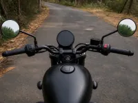 Royal Enfield Meteor 350 — détail