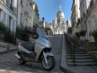 Aprilia Atlantic 125 — الأمام