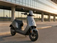 NIU NQi Sport — спереди
