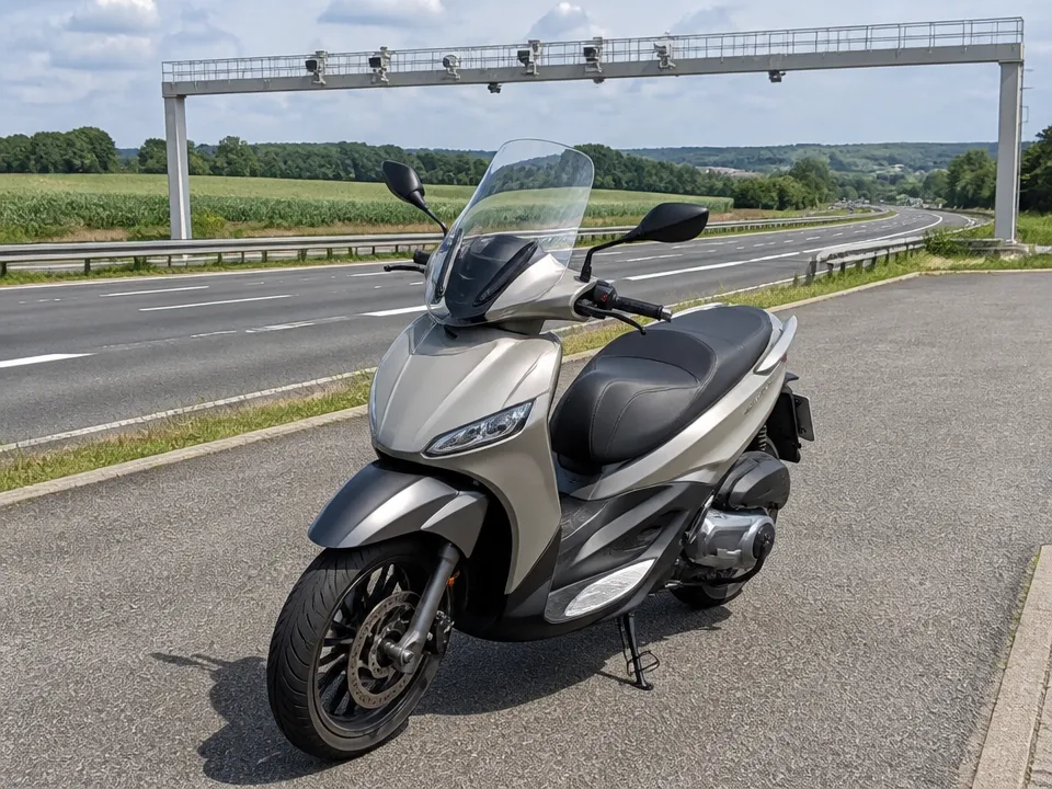 Piaggio Beverly 400