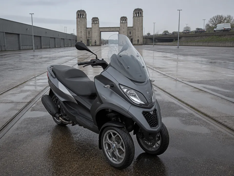 Piaggio MP3 300 HPE