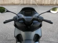Piaggio MP3 300 HPE — Detail