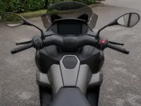 Piaggio MP3 400 Sport — تفصيل