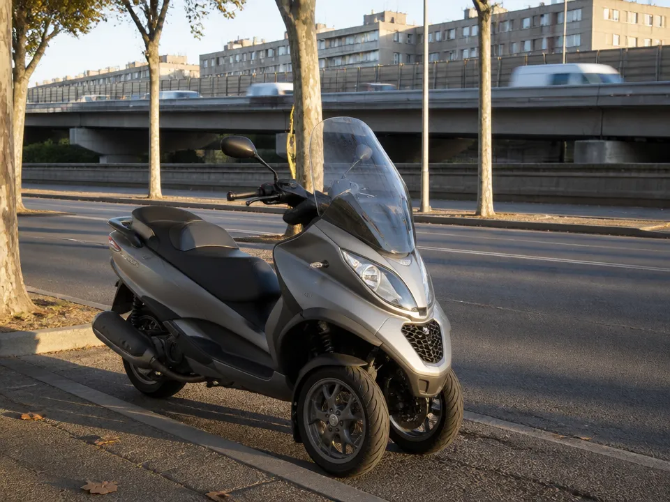 Piaggio MP3 500