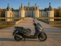 SYM GTS 125 — profil