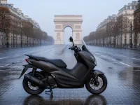 Yamaha NMAX 125 — الجانب