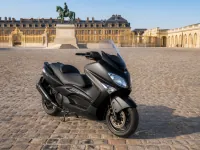 Yamaha TMAX 500 — vorn