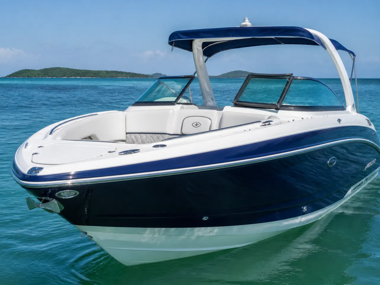 Monterey 328 SS — спереди