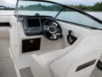 Sea Ray 260 Sundancer — विवरण
