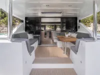Aquila 44 — 상세