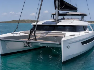 Custom Catamaran 58