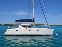 Fountaine Pajot Fidji 39 — पार्श्व