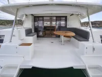 Fountaine Pajot Fidji 39 — विवरण