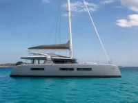 Outremer 65 — сбоку