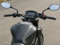 Honda CB650F — деталь