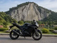 Honda CBR250 — сбоку