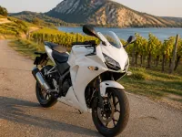 Honda CBR300R — 전면