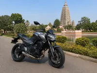 Kawasaki Z650 — 전면