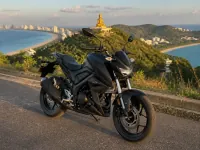 Yamaha M-Slaz 150 — 正面