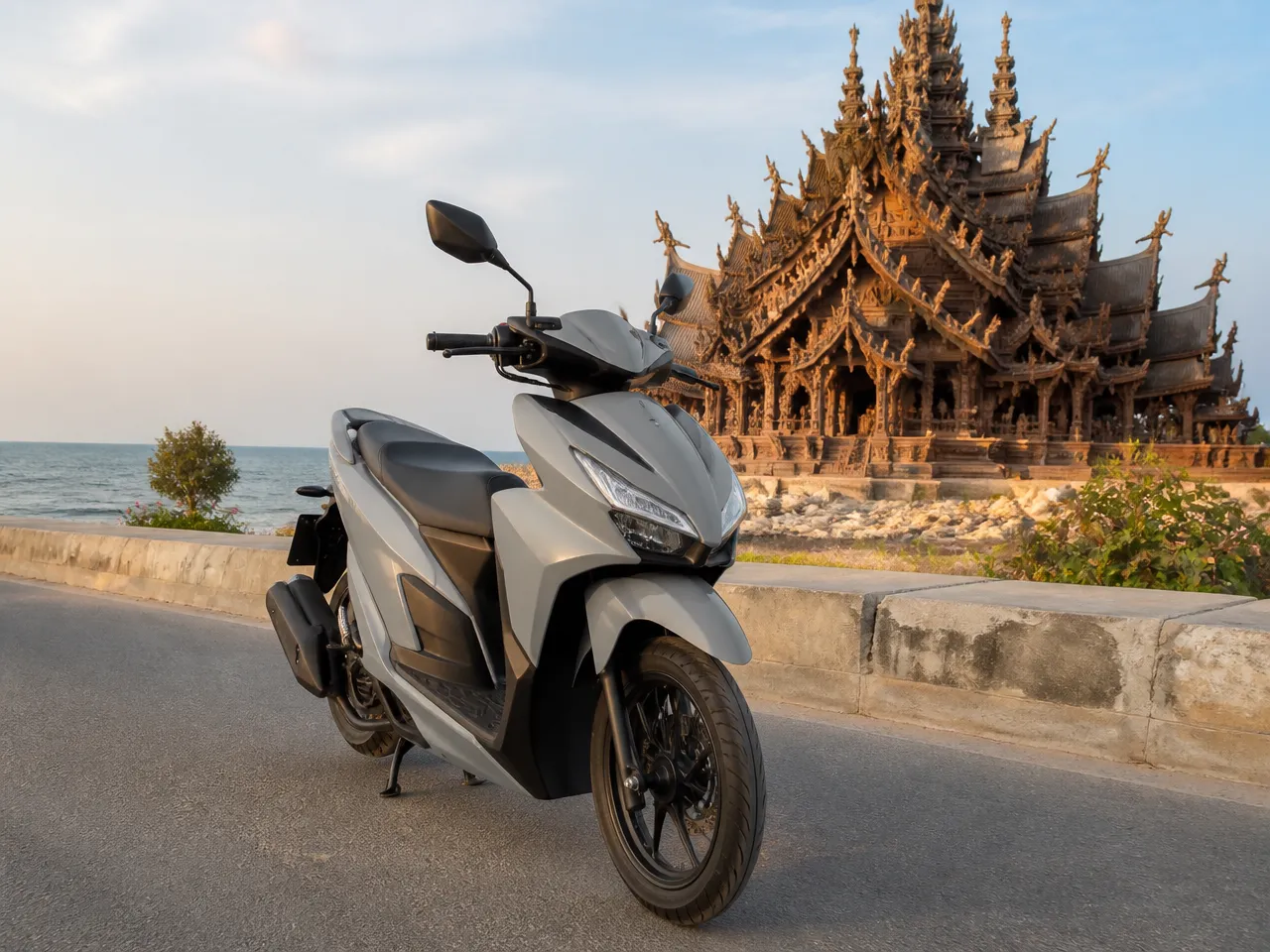 Honda Click 125i — सामने