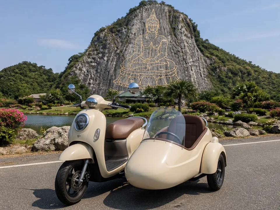 Honda Scoopy with sidecar