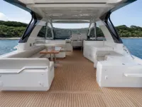 Azimut 64 Flybridge — detail
