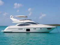 Azimut 66 Flybridge — 侧面
