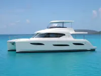 Power Catamaran Chardannay — 侧面