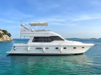 Rodman Spirit 42 Fly — side