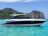BB Pattaya Fiberglass 39 ft — seitlich
