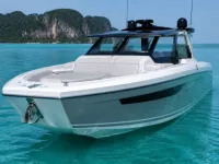 Custom New 2025 Twin Engine Speedboat 36 ft — front