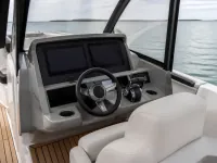 Silver Craft 360CC — detail