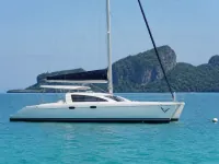 Comar Comet Cat 37 — 측면