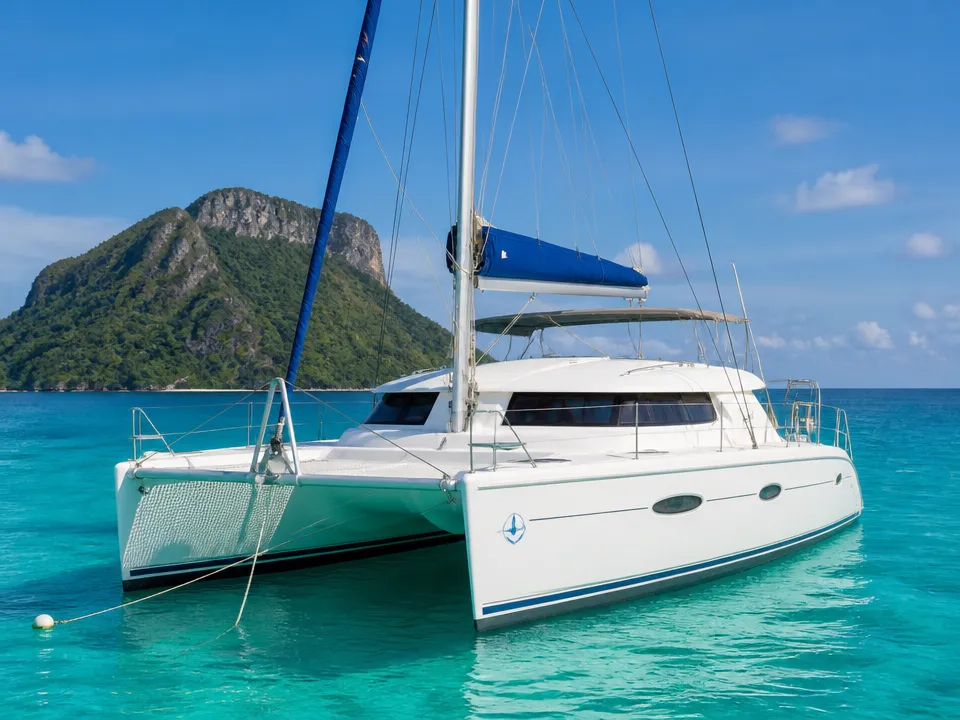 Island Spirit 410