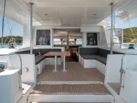 Lagoon 400 S2 — Detail