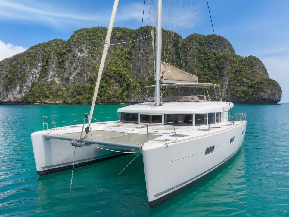 Lagoon 450 F
