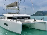 Lagoon 51 — vorn