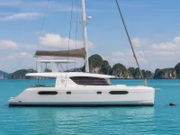 Leopard 45 — seitlich
