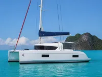 Sunsail 424 — side