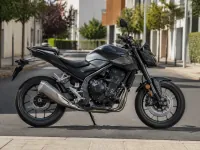 Honda CB 500F — сбоку