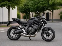 Honda CB 650F — 侧面
