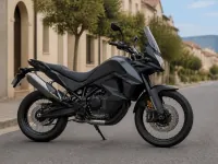 KTM 890 Adventure — сбоку