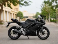 Yamaha R15 — side