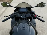 Yamaha R15 — detail