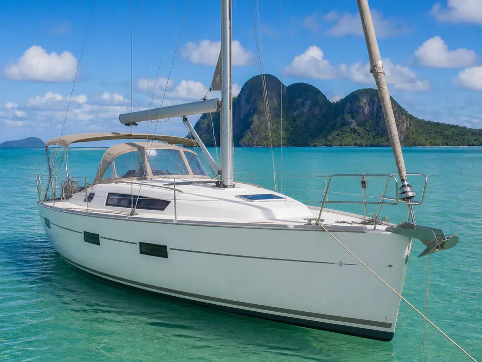 Bavaria Cruiser 38