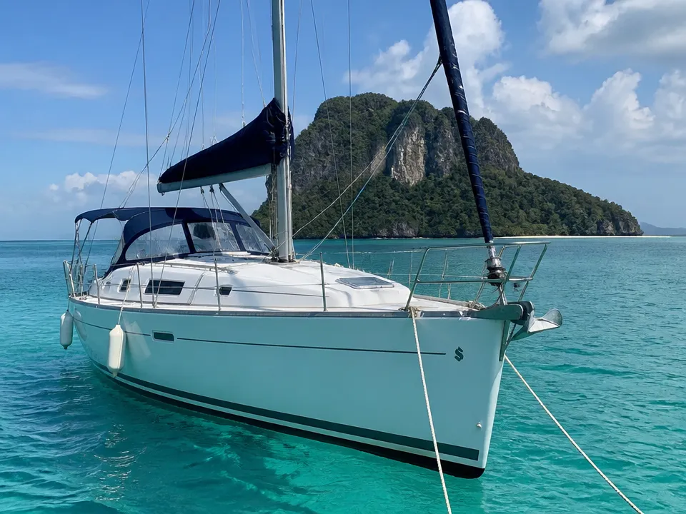 Beneteau Oceanis Clipper 323