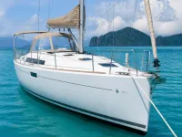 Jeanneau Sun Odyssey 419 — avant