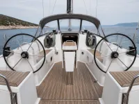 Jeanneau Sun Odyssey 42 — деталь